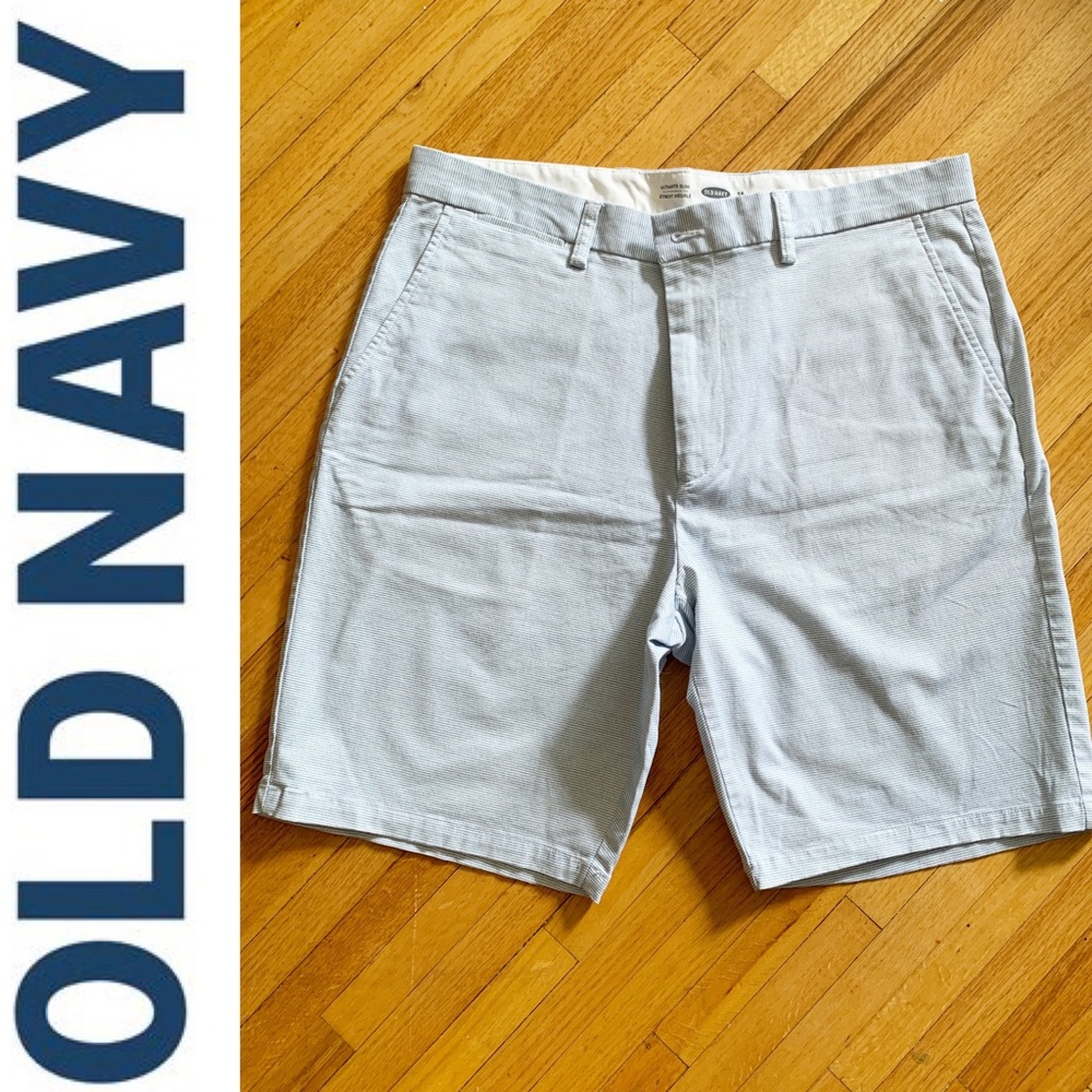 Old Navy Men’s Shorts - 36” Waist - Blue Dotted